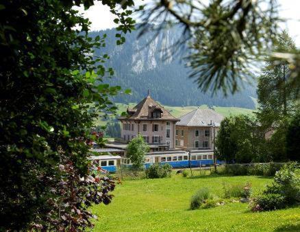 Hotel-Buffet De La Gare Chateau-d'Oex Buitenkant foto